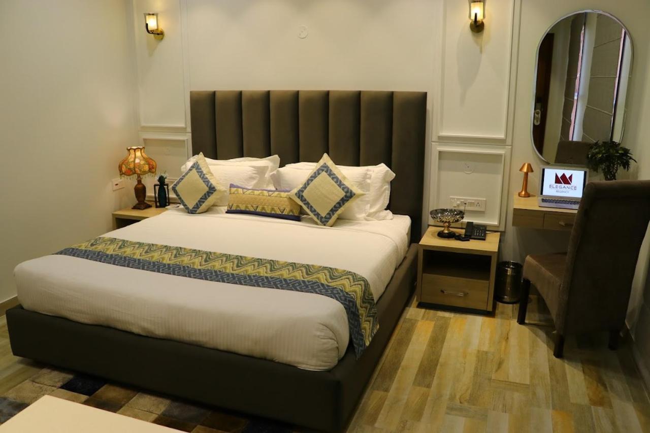 Elegance Regency Hotel Khanna  Buitenkant foto